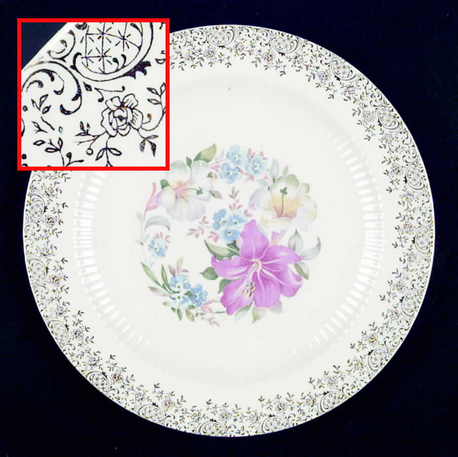 Robinhood (Regal Shape) Dinner Plate by Royal (USA)-1