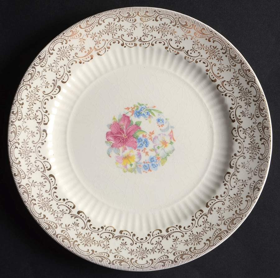 RYL15 Bread & Butter Plate by Royal (USA)-1