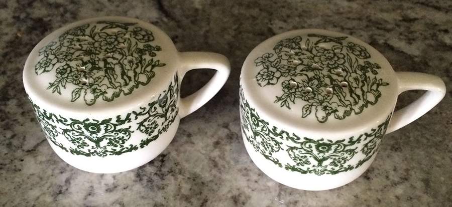 RYL20 Salt & Pepper Set by Royal (USA)-1