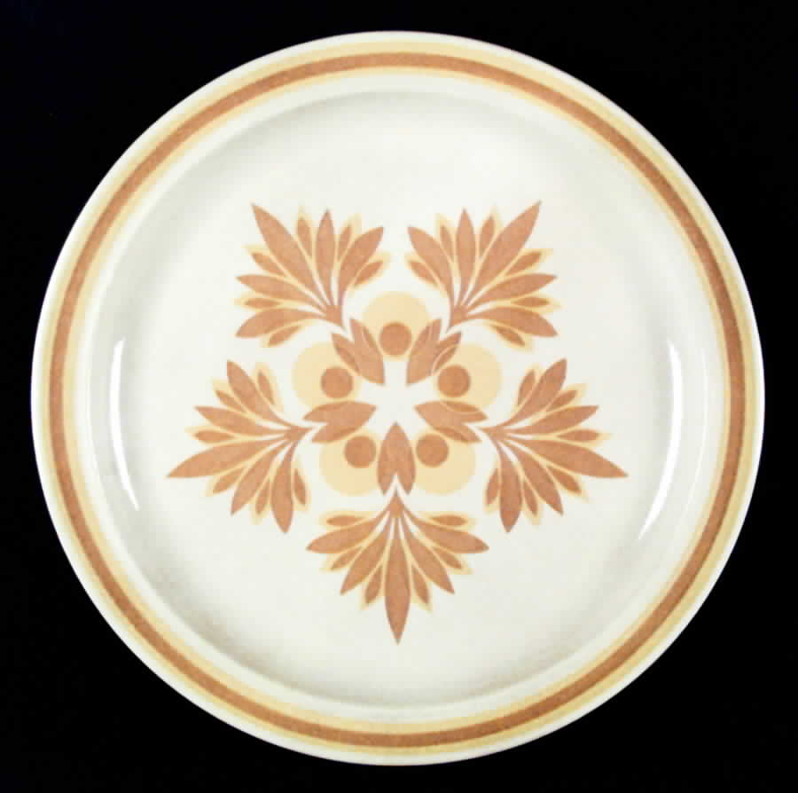 RYL39 (USA) Dinner Plate by Royal (USA)-1