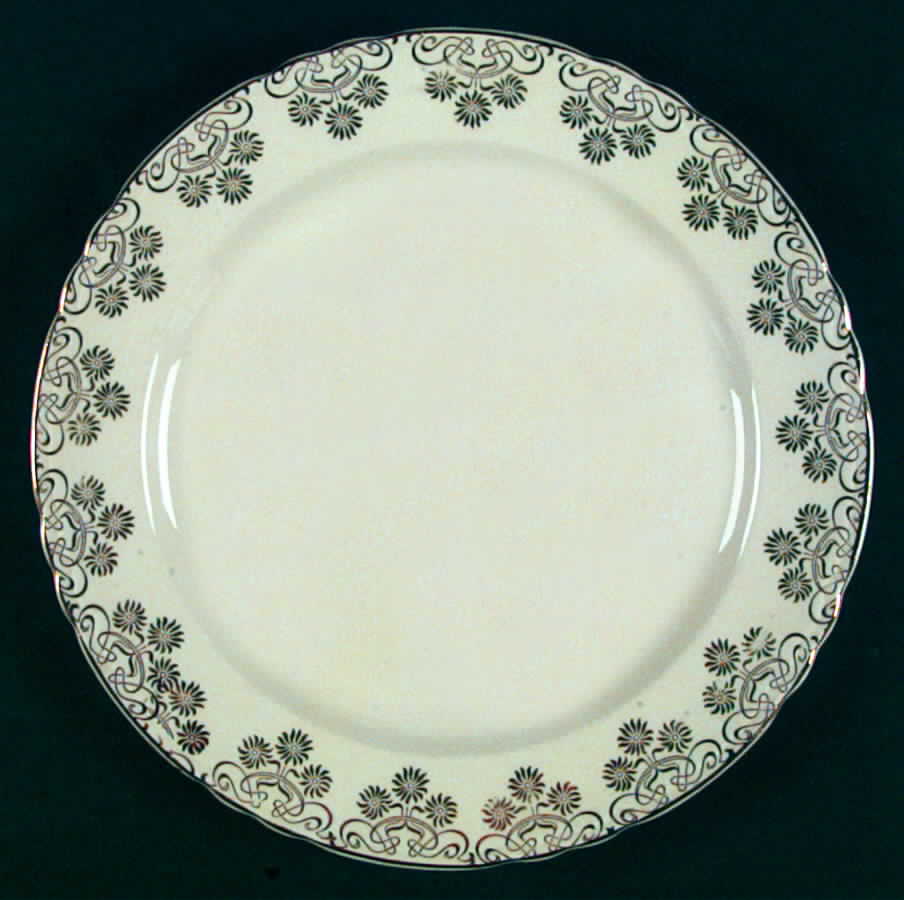 RYL43 Dinner Plate by Royal (USA)-1