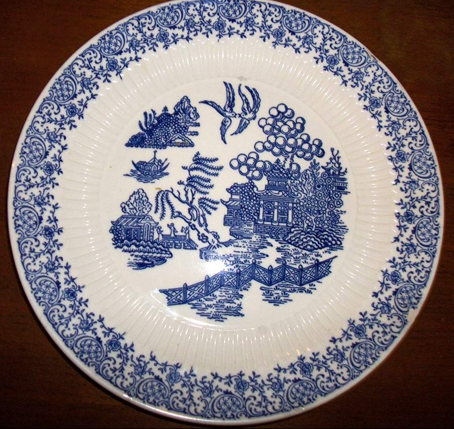 RYL70 Dinner Plate by Royal (USA)-1