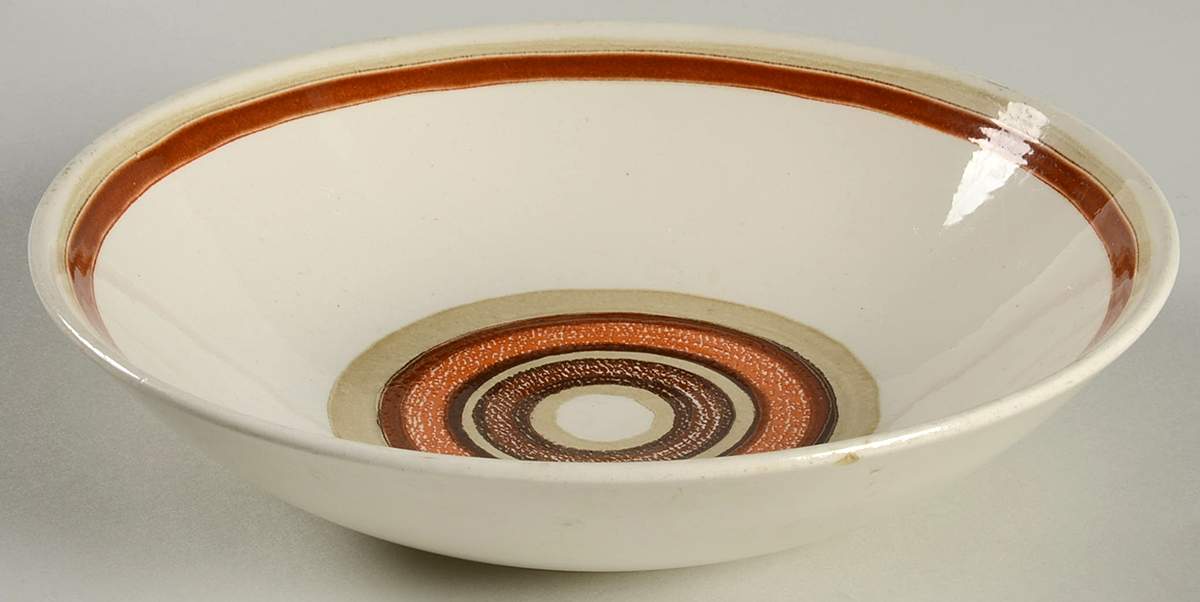Santa Fe 8" Round Vegetable Bowl by Royal (USA)-1