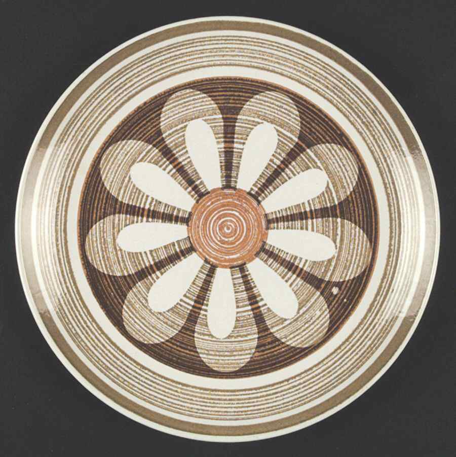 Sahara Dinner Plate by Royal (USA)-1
