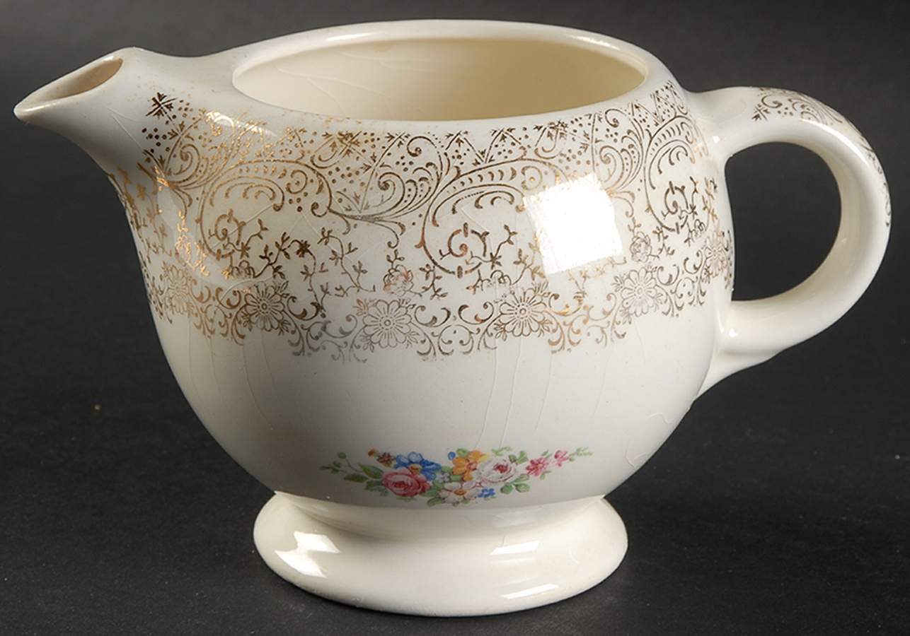 Santa Rosa Creamer by Royal (USA)-1