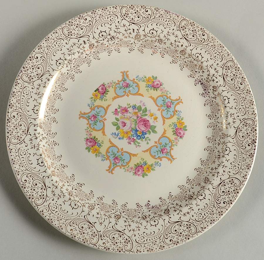 Santa Rosa Luncheon Plate by Royal (USA)-1