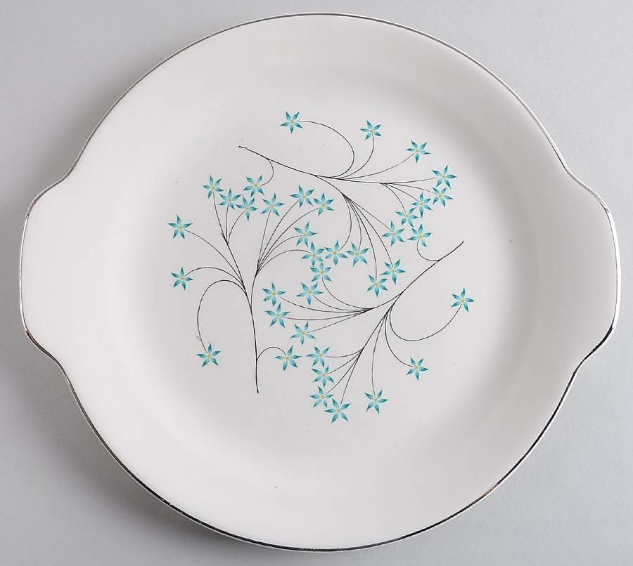 Sorrento Handled Cake Plate by Royal (USA)-1
