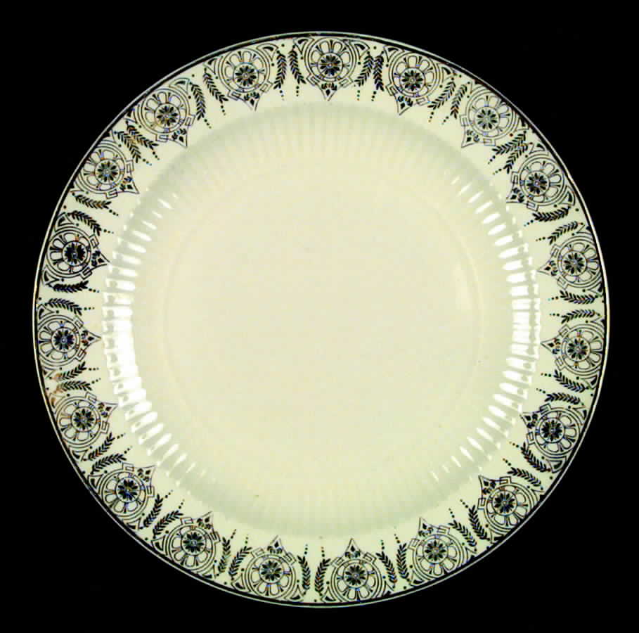 Sylvia Dinner Plate by Royal (USA)-1