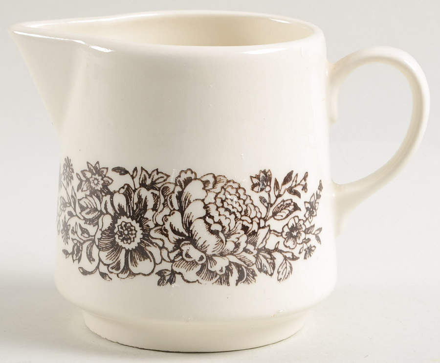 Wellesley Creamer by Royal (USA)-1