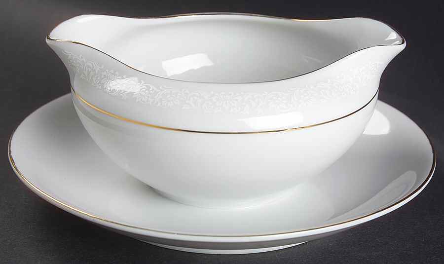 Fabulace Gravy Boat with Attached Underplate by Royalton-1