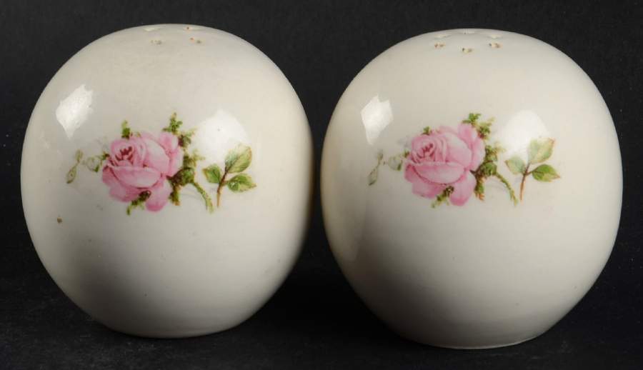RYW1 Salt & Pepper Set by Royal Wilton-1