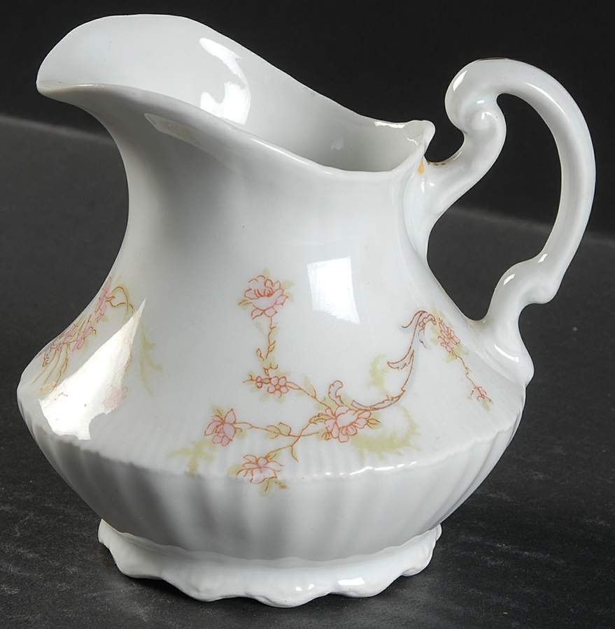 RYX2 Creamer by Royal Saxony-1