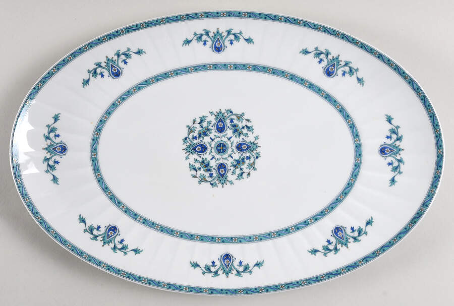 Teheran 14" Oval Serving Platter by Royal Limoges-1