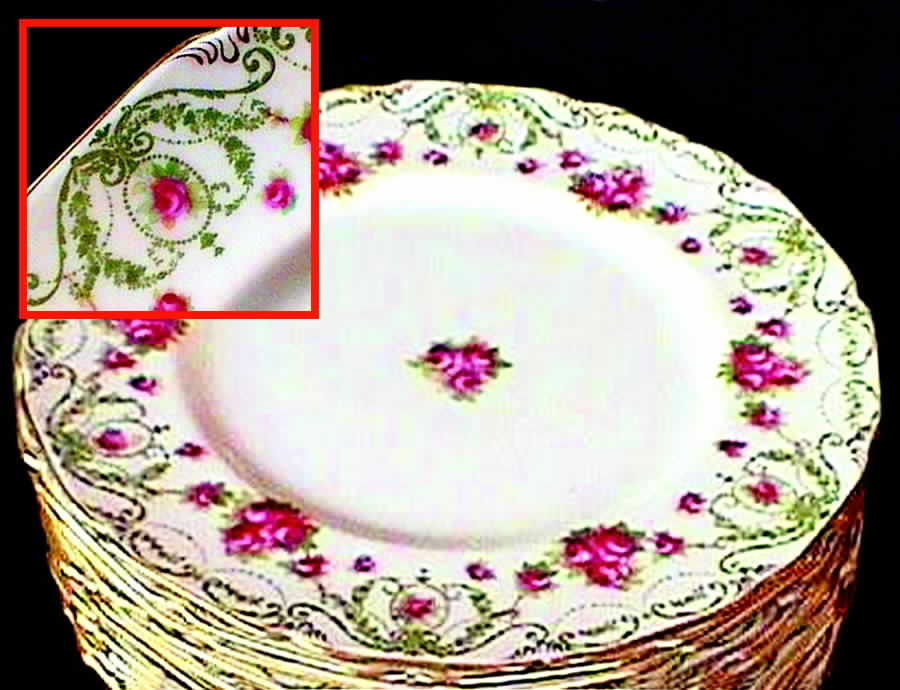 E3699 Dinner Plate by Royal Doulton-1
