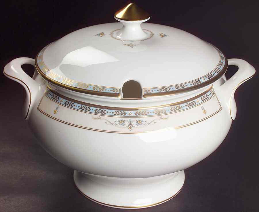 Fontenay Tureen &  Lid by Royal Doulton-1