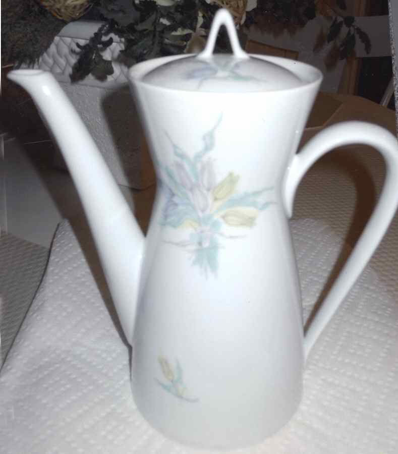 R574  Coffee Pot & Lid by Rosenthal - Continental-1
