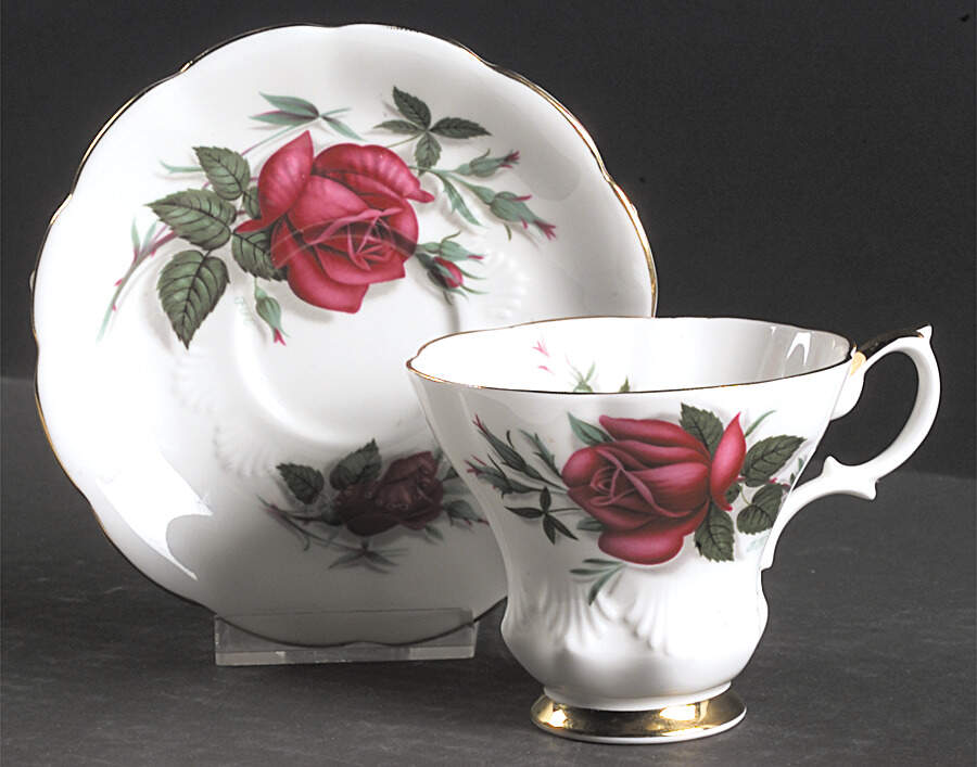 Sweetheart Roses Series Footed Cup & Saucer Set by Royal Albert-1