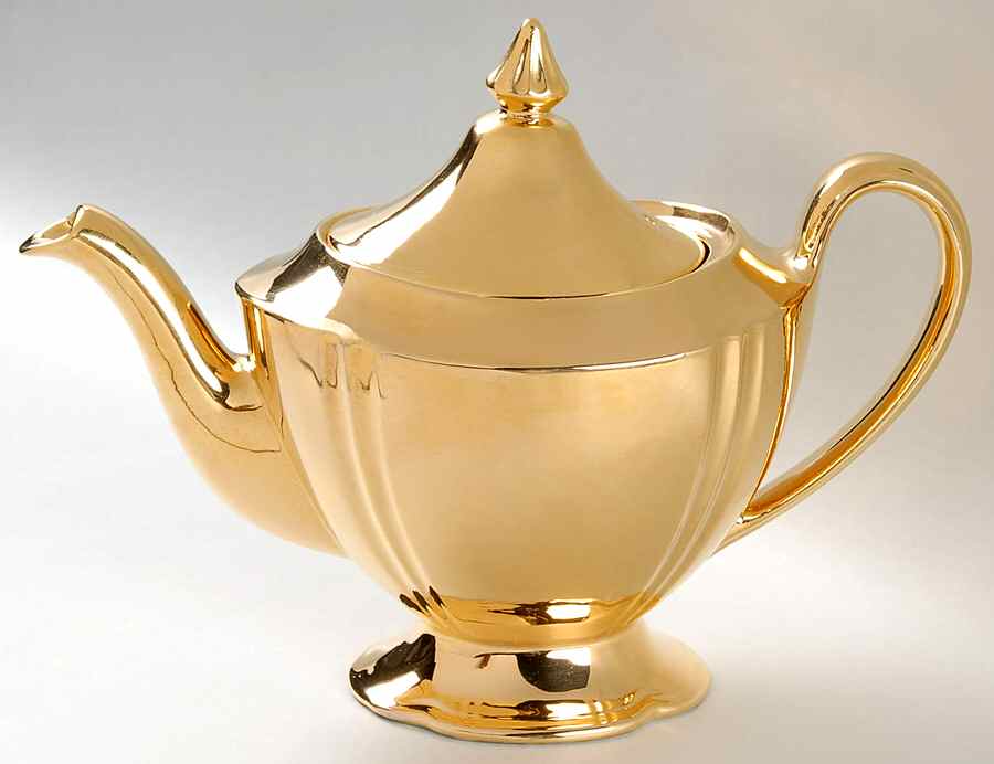 Golden Age Teapot & Lid by Royal Winton-1
