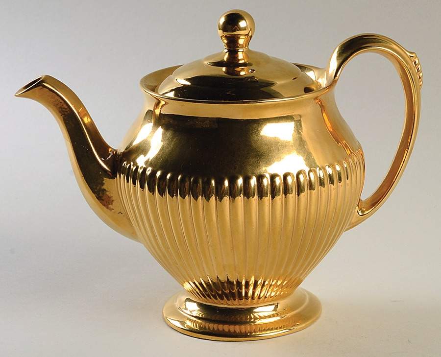 Golden Age Teapot & Lid by Royal Winton-1