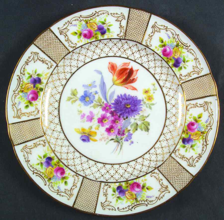 H2505 Luncheon Plate by Royal Doulton-1