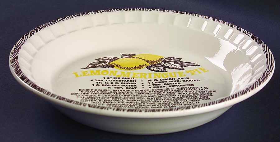 Country Harvest Series 11" Pie Baking Plate by Royal (USA)-1