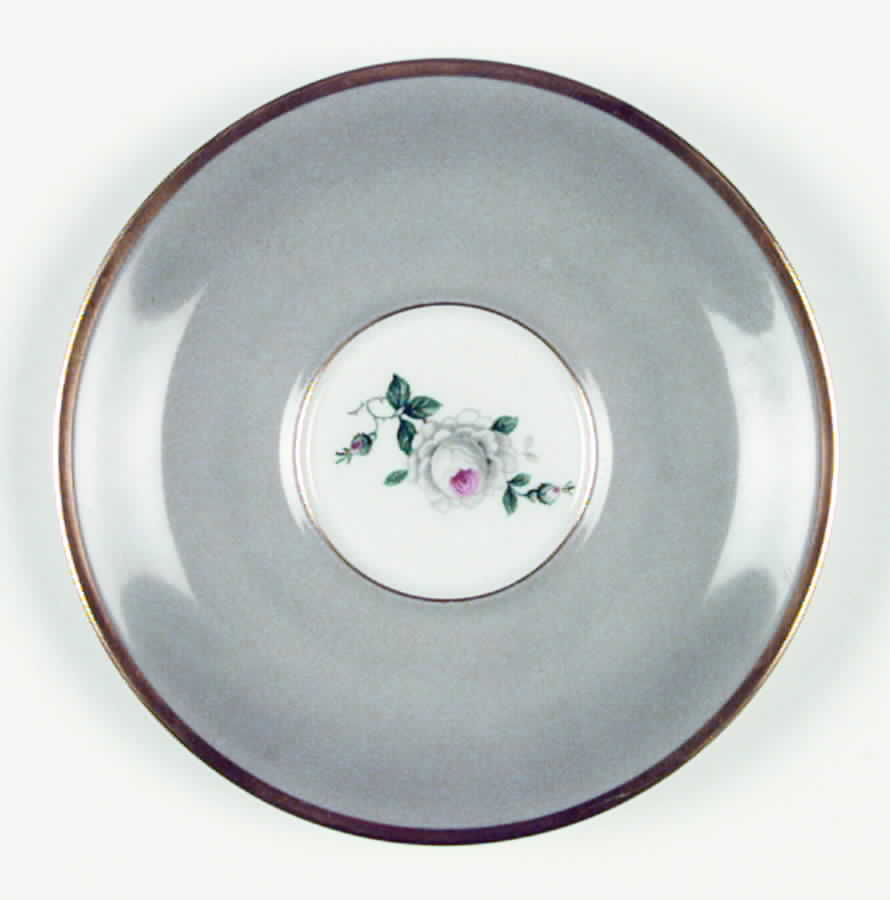 ROB157 Saucer by Royal Bayreuth-1