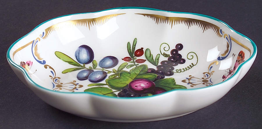 Duke of Gloucester 6" Oval Scalloped Dish by Royal Worcester-1