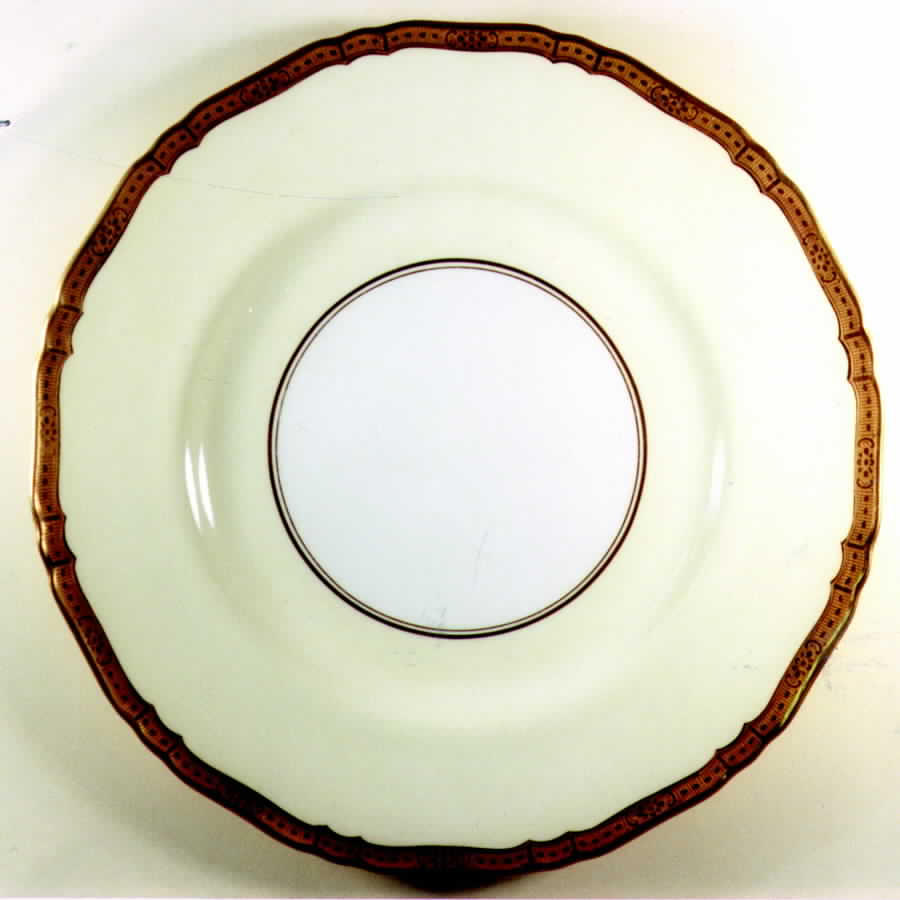 Royal Edward Dinner Plate by Royal Worcester-1