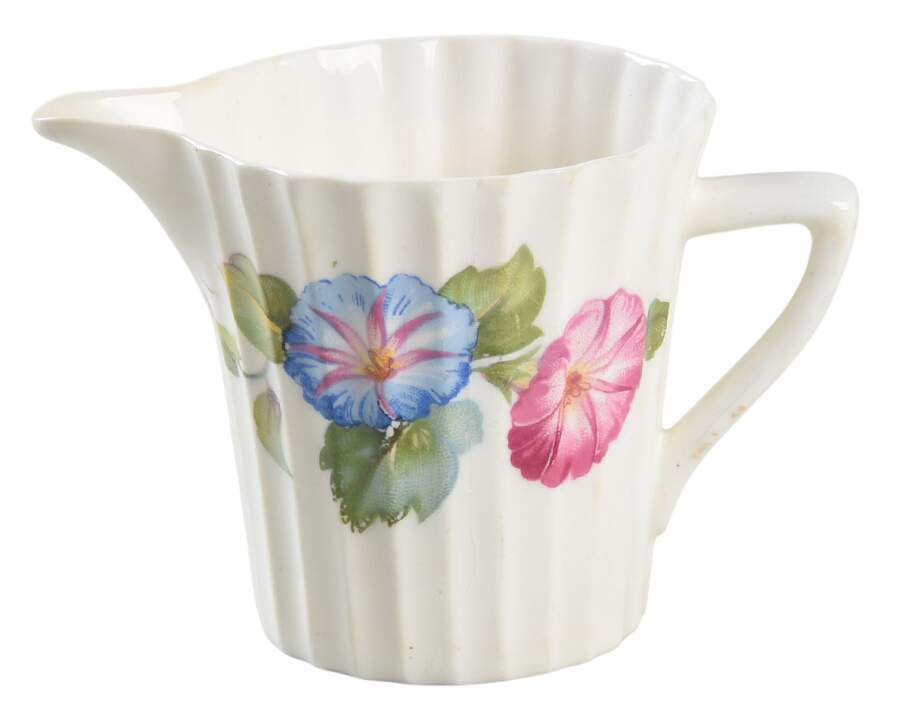8373 (Fluted Rim, Scalloped Edge) Mini Creamer by Samuel Radford-1
