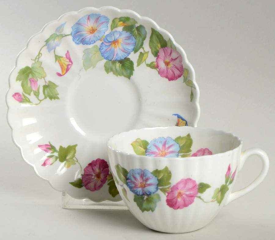 8373 (Fluted Rim, Scalloped Edge) Flat Cup & Saucer Set by Samuel Radford-1