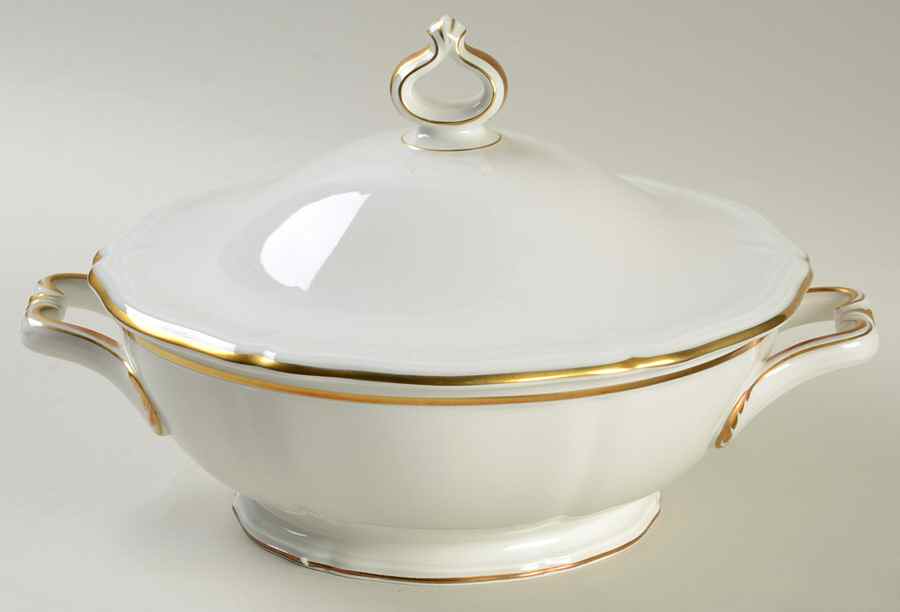 1129 (Chippendale, White) Round Covered Vegetable by Rosenthal - Continental-1