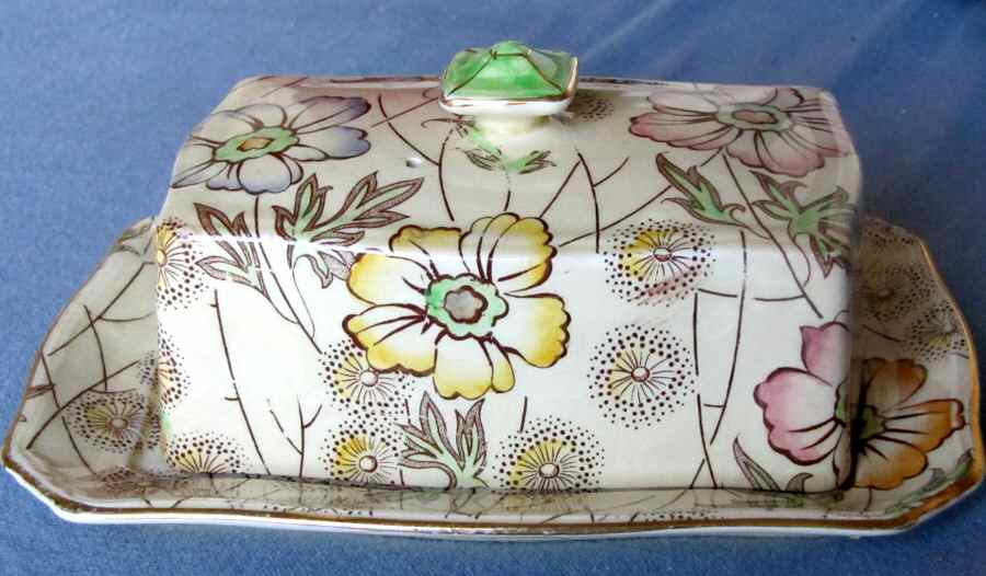Primrose Yellow Covered Butter/Cheese by Royal Winton-1