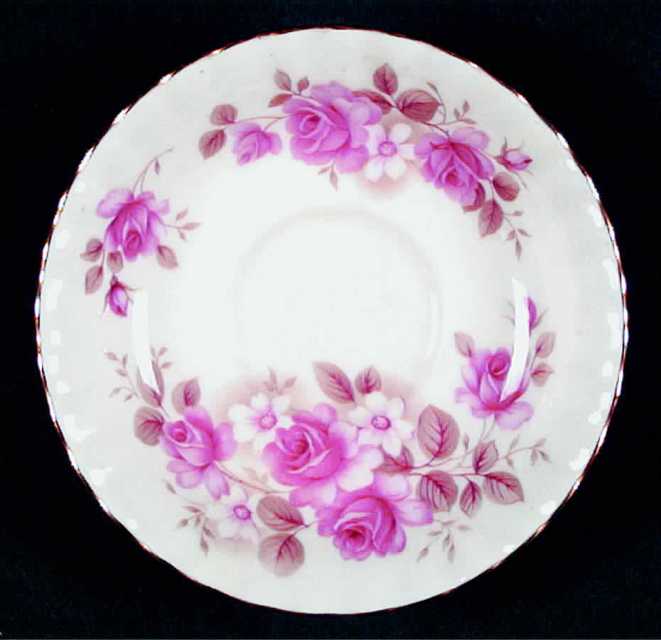ROA35 Saucer by Royal Albert-1