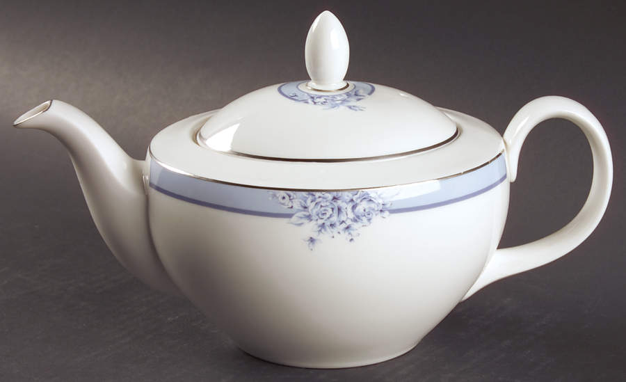 Ashley Teapot & Lid by Royal Doulton-1