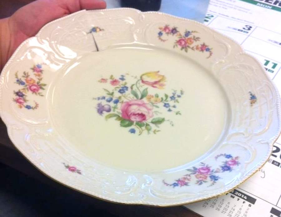 R596 Dinner Plate by Rosenthal - Continental-1