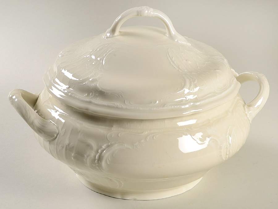 Sanssouci (Ivory, No Trim) Tureen &  Lid by Rosenthal - Continental-1