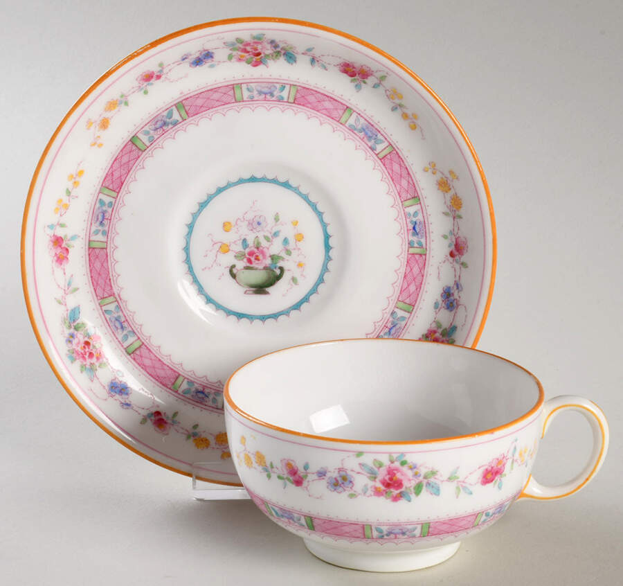 E4630 Flat Cup & Saucer Set by Royal Doulton-1