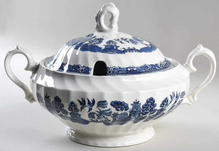 Blue Willow (Swirl Rim, England) Tureen &  Lid by Royal Wessex-1