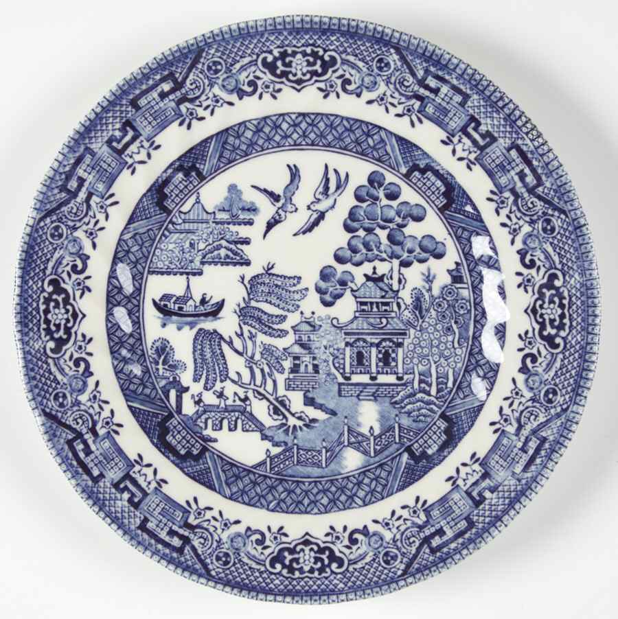 Blue Willow (Swirl Rim, England) Bread & Butter Plate by Royal Wessex-1