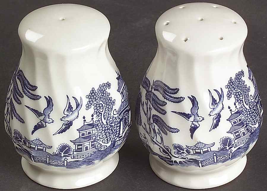 Blue Willow (Swirl Rim, England) Salt & Pepper Set by Royal Wessex-1