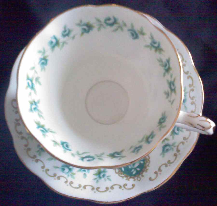 Cameo Series Footed Cup by Royal Albert-1