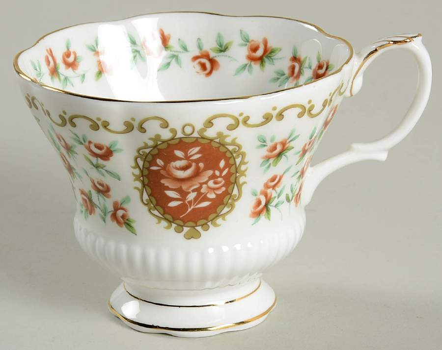 Cameo Series Footed Cup by Royal Albert-1