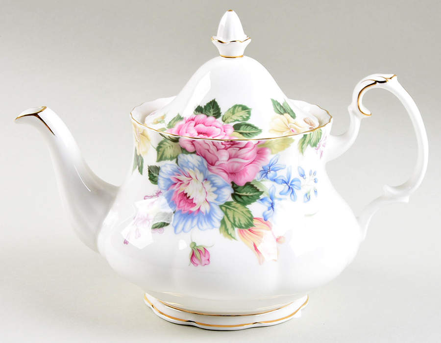 Beatrice Teapot & Lid by Royal Albert-1