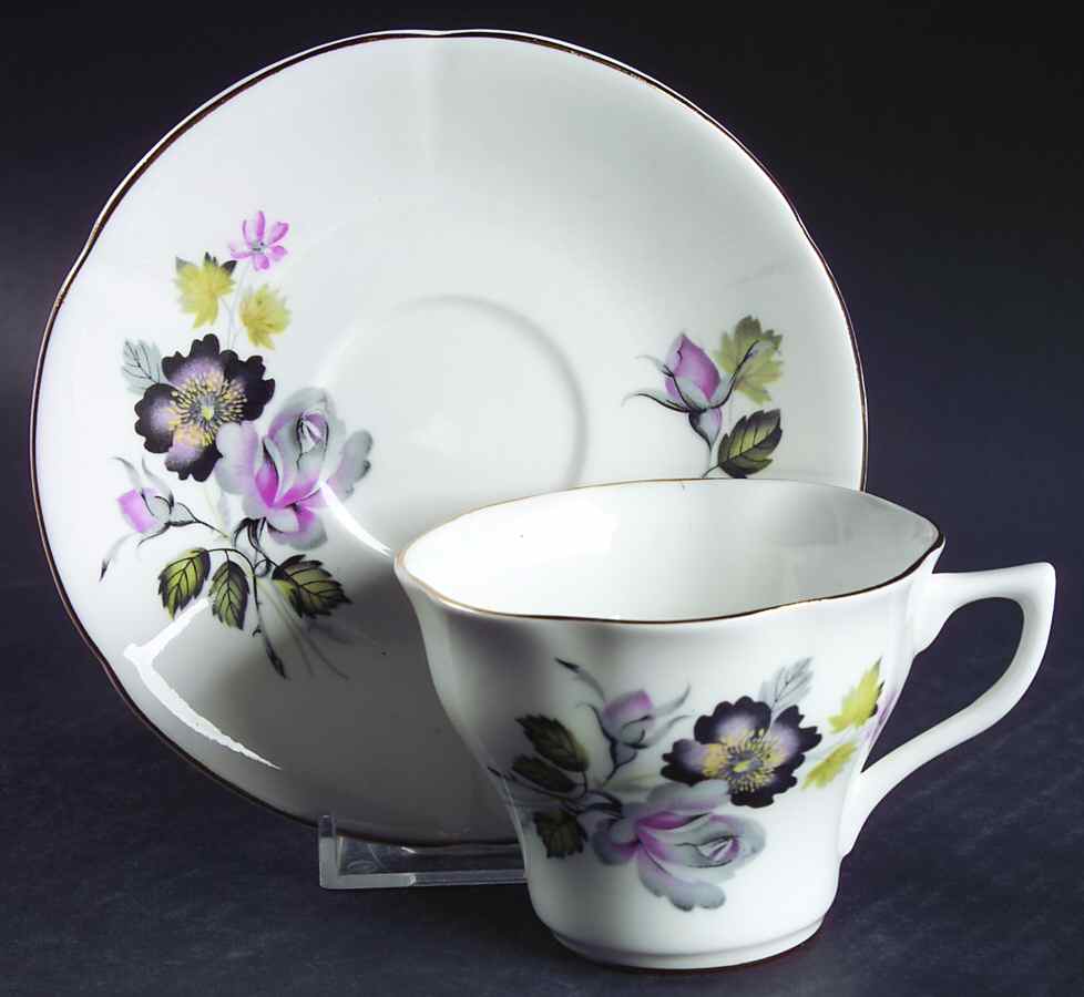 652 Flat Cup & Saucer Set by Royal Kent (England)-1