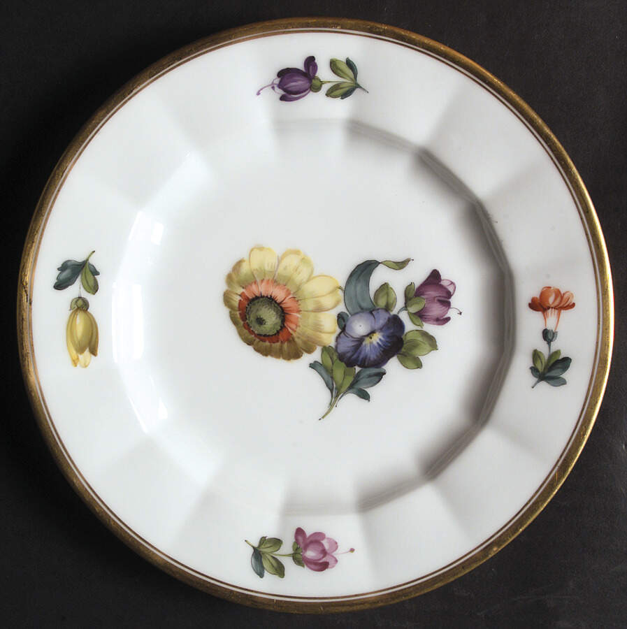 627 Luncheon Plate by Royal Copenhagen-1