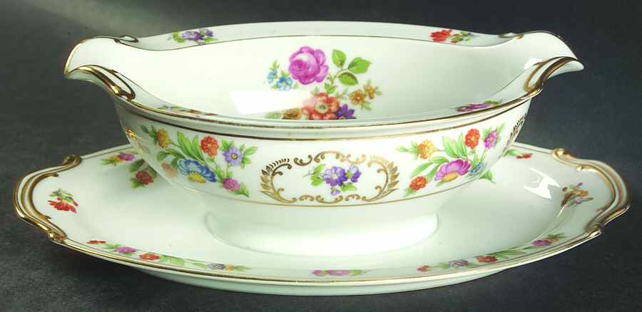 RO51 Gravy Boat with Attached Underplate by Rose (Japan)-1