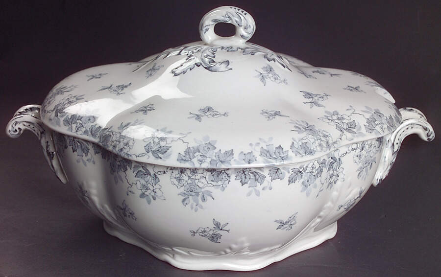 Nestor Tureen &  Lid by Ridgway (Ridgways)-1