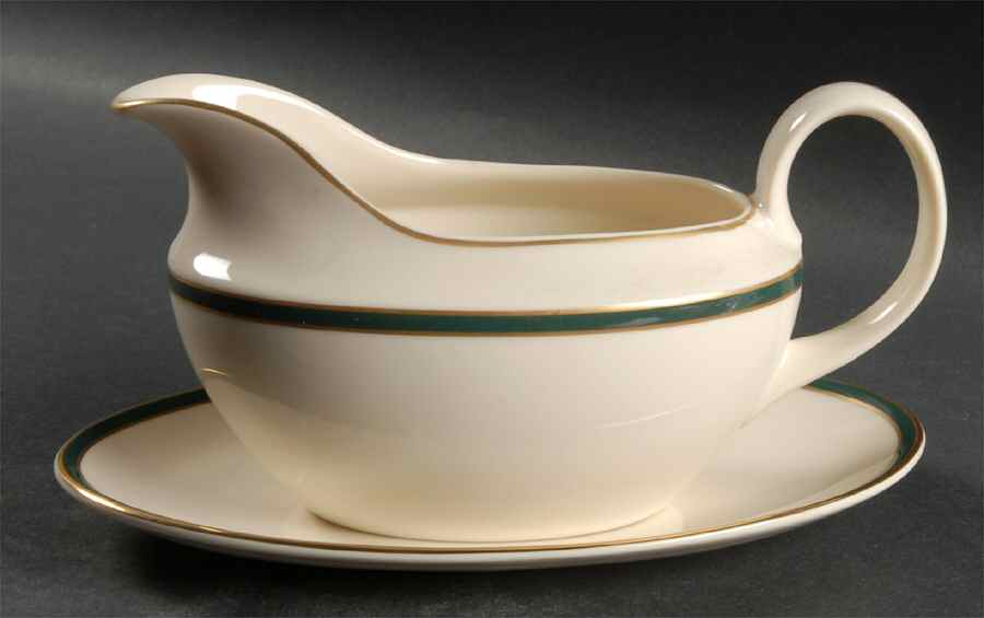 Cambridge Green Gravy Boat & Underplate by Royal Doulton-1