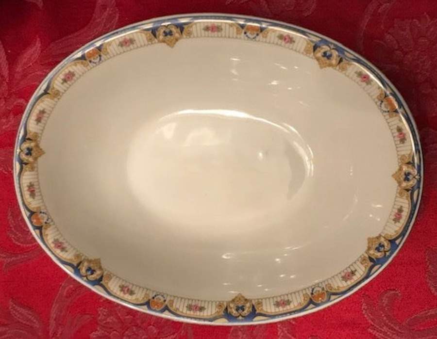 ROB163 9" Oval Vegetable Bowl by Royal Bayreuth-1