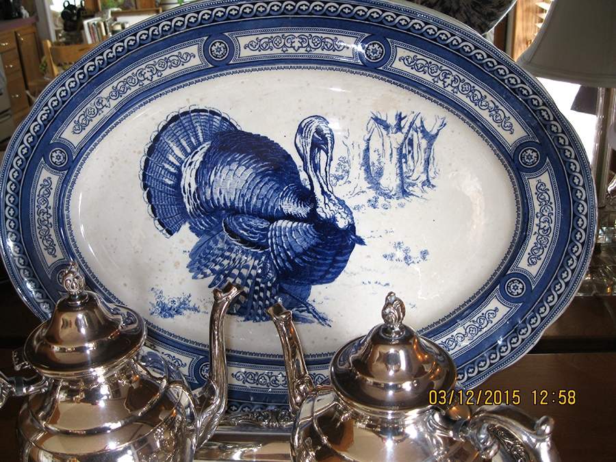 Turkeys 22" Oval Serving Platter by Royal Doulton-1